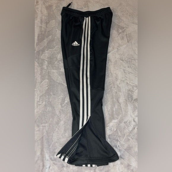Adidas Classic Black and White Tracksuit with Football Style Pant - Picture 8 of 8